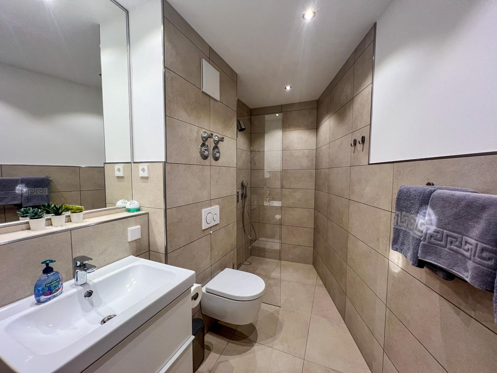 Appartement House Єна Екстер'єр фото